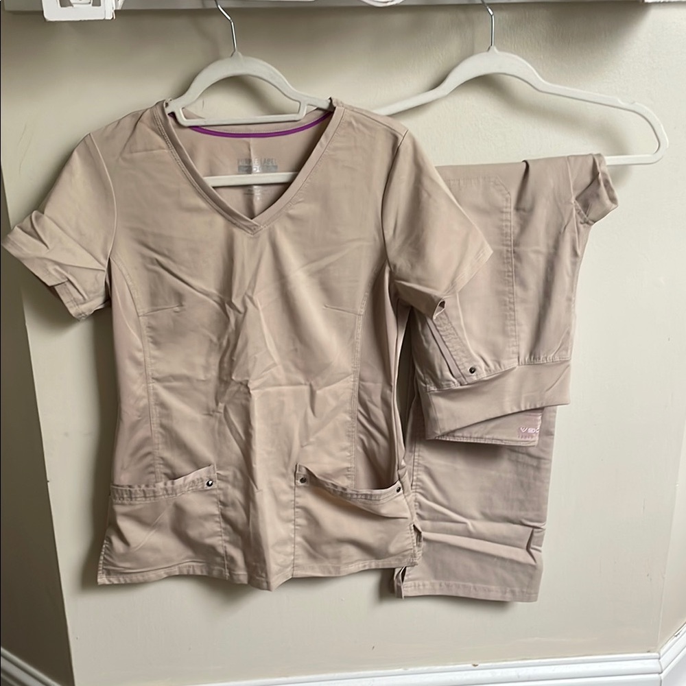 Cherokee Beige Short Sleeve Tee